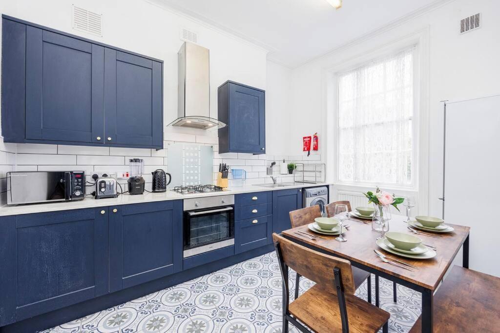 Lägenhet Kings Cross Serviced - Great For Families Visiting London