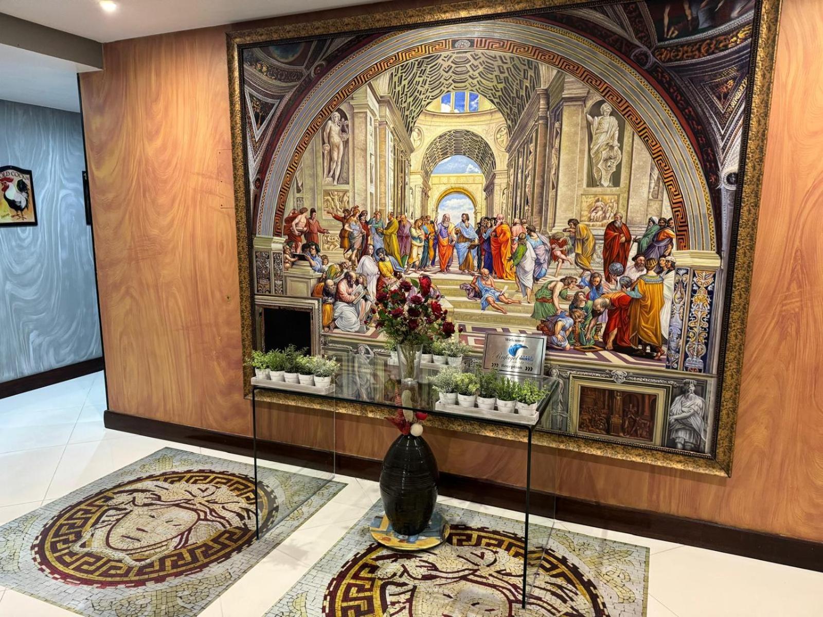 Hotel Rafayel &