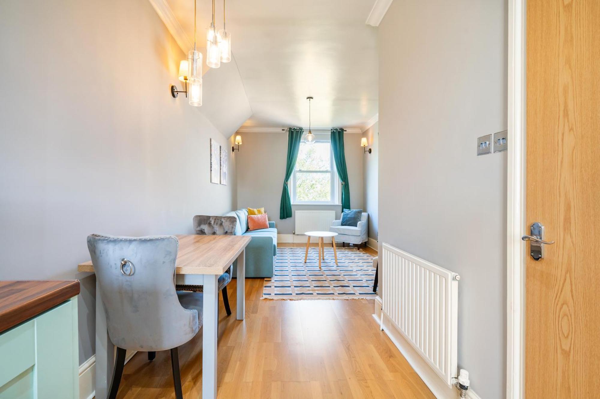 Lägenhet Large 1 Bedroom In Center Of