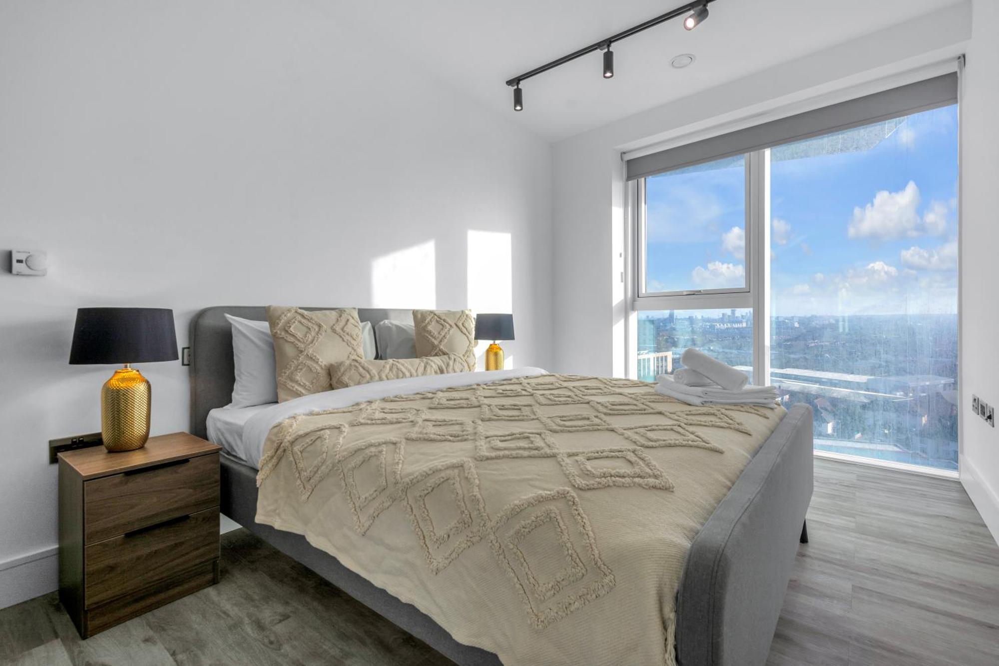 Mysquare Modern One & Two Bedrooms Flat In North Acton Close To Ealing Lägenhet