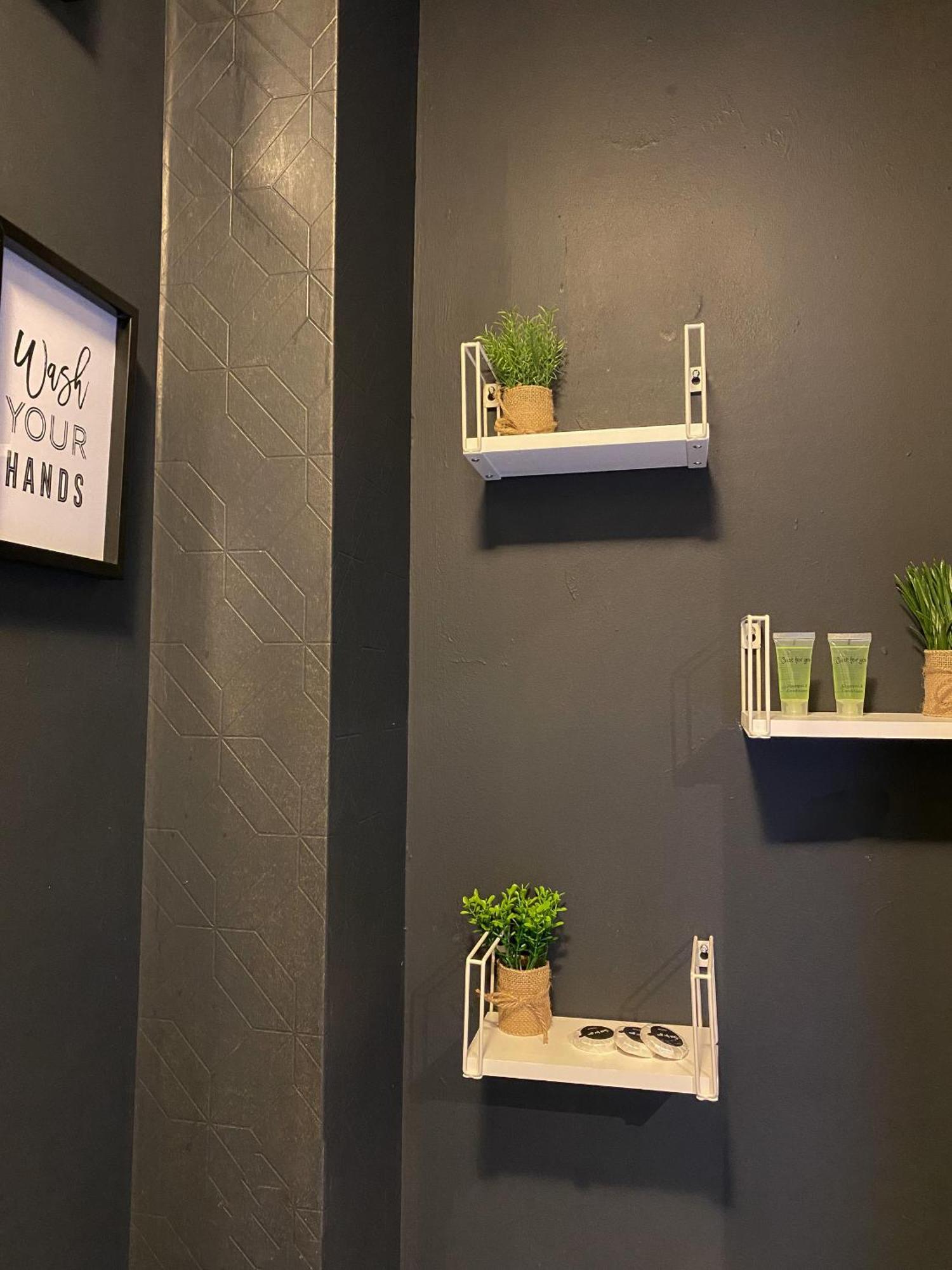 Holland Road Apartment London