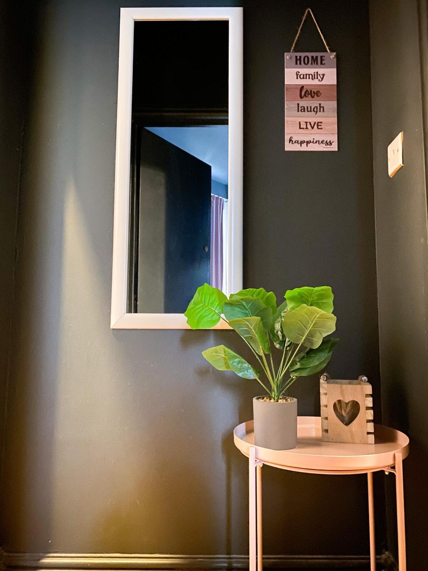 Holland Road Apartment London
