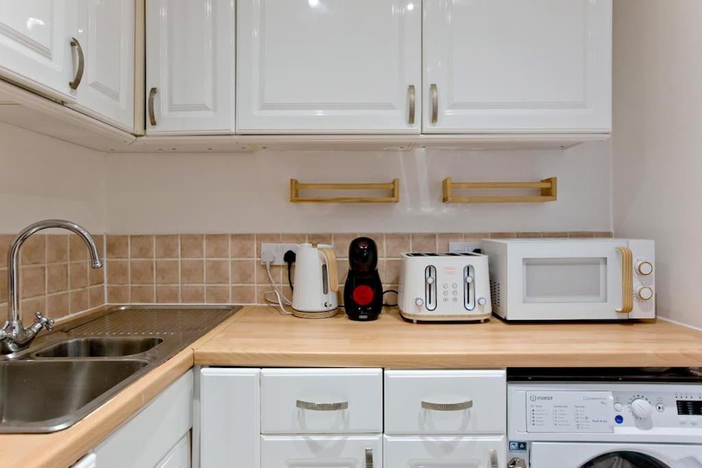 Imperial Hogarth Road -4th Floor * Londra