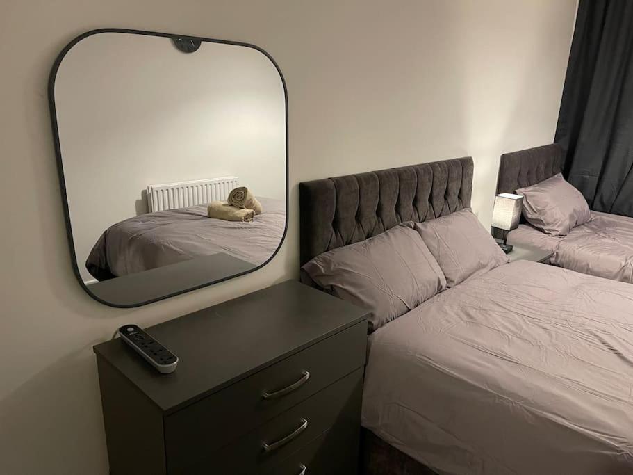 Flat In Vauxhall Apartment