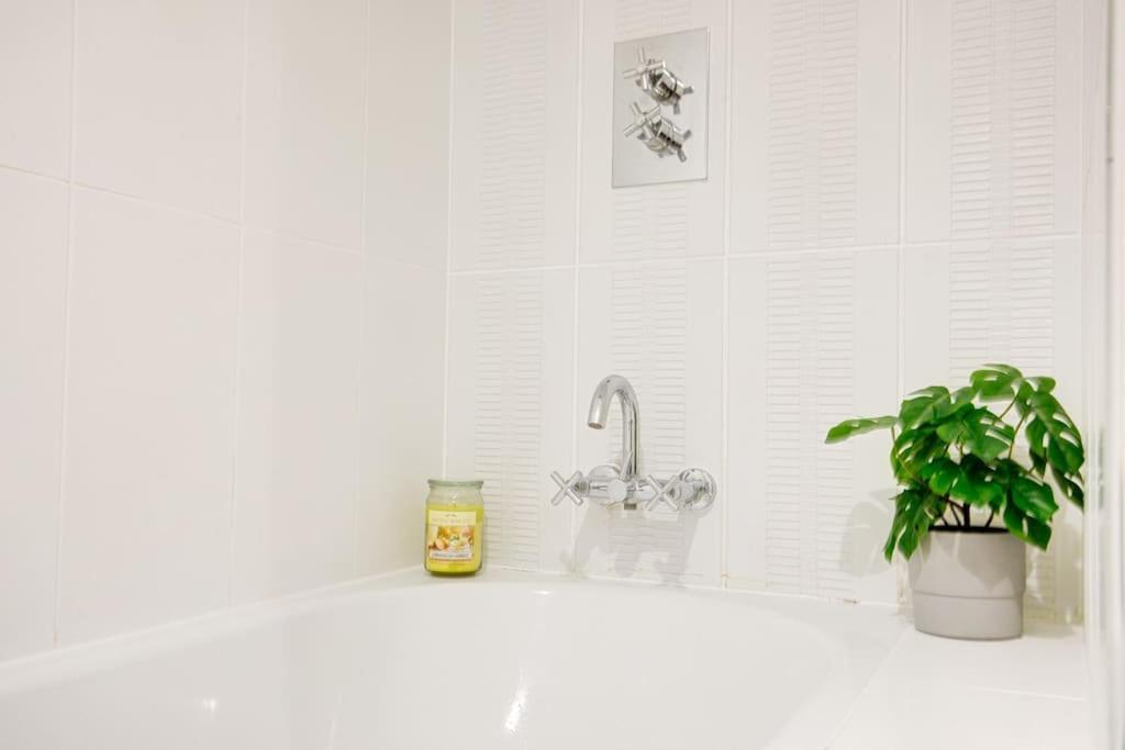 Luxstay Earls Court - Sleeps Up To 7 Appartamento