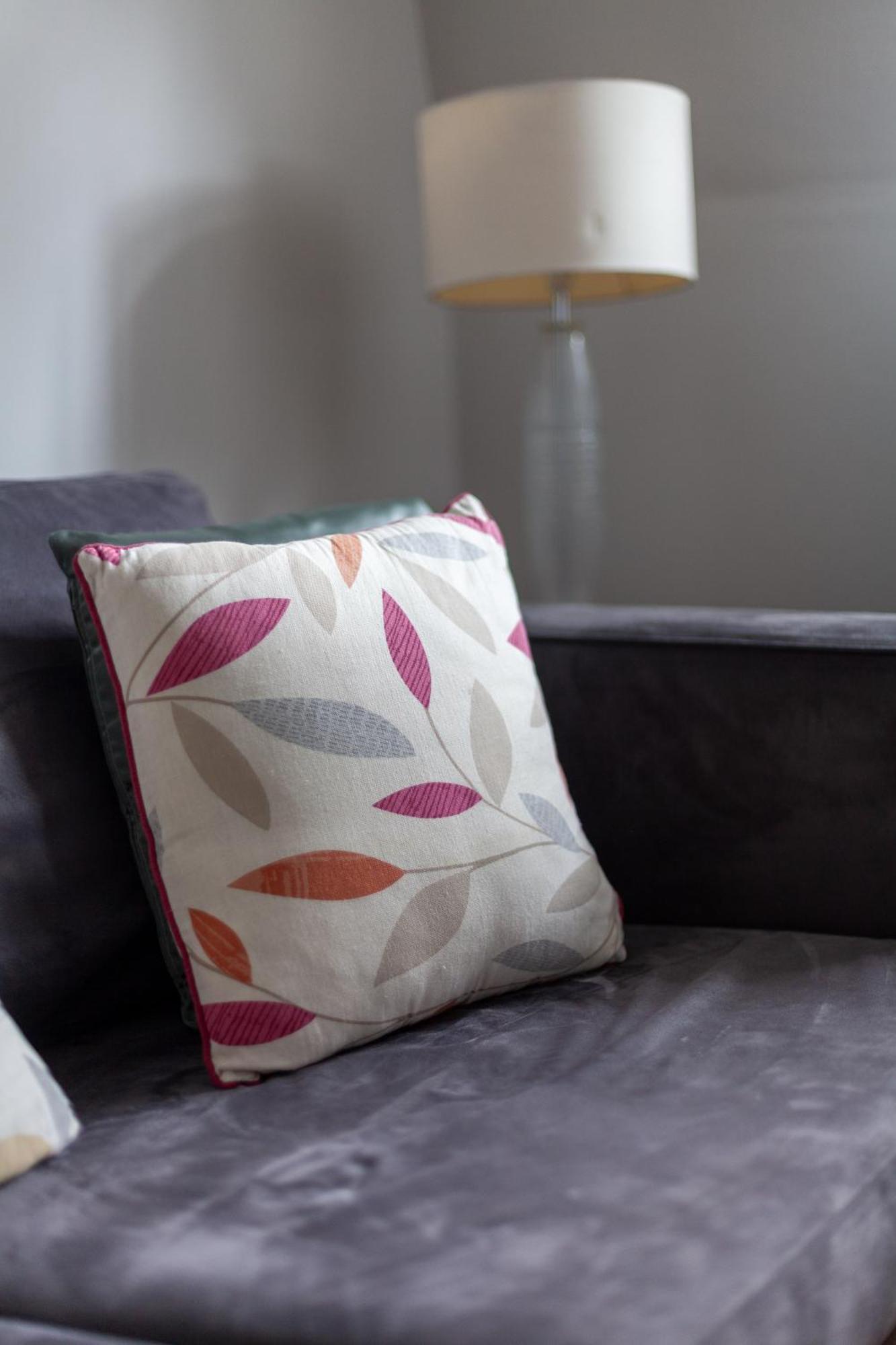 Deluxe Holborn Two Bedroom Lejlighed