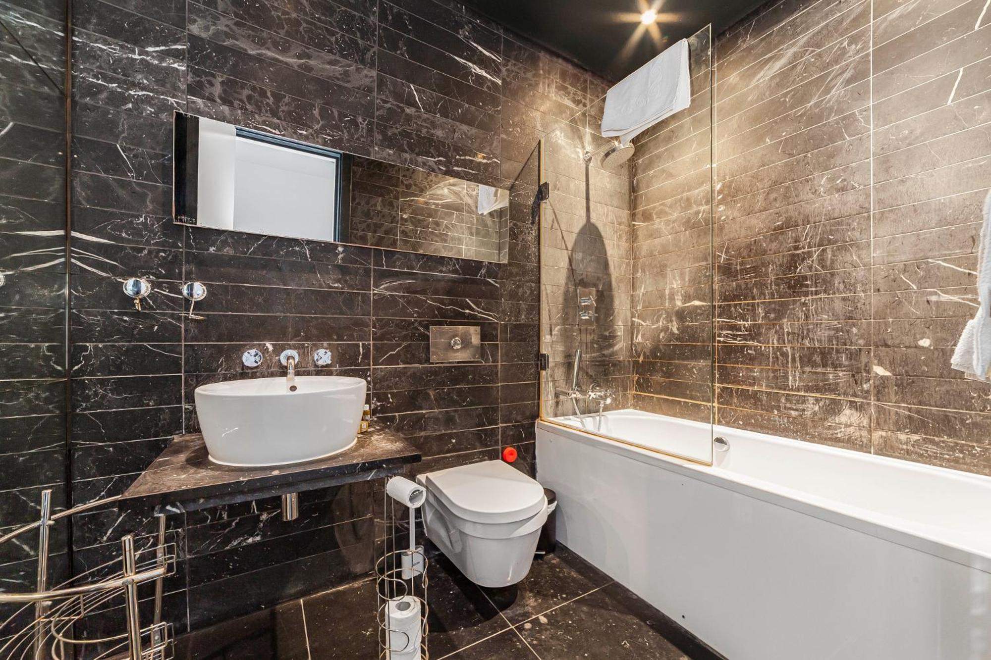 Deluxe Holborn Two Bedroom Lejlighed