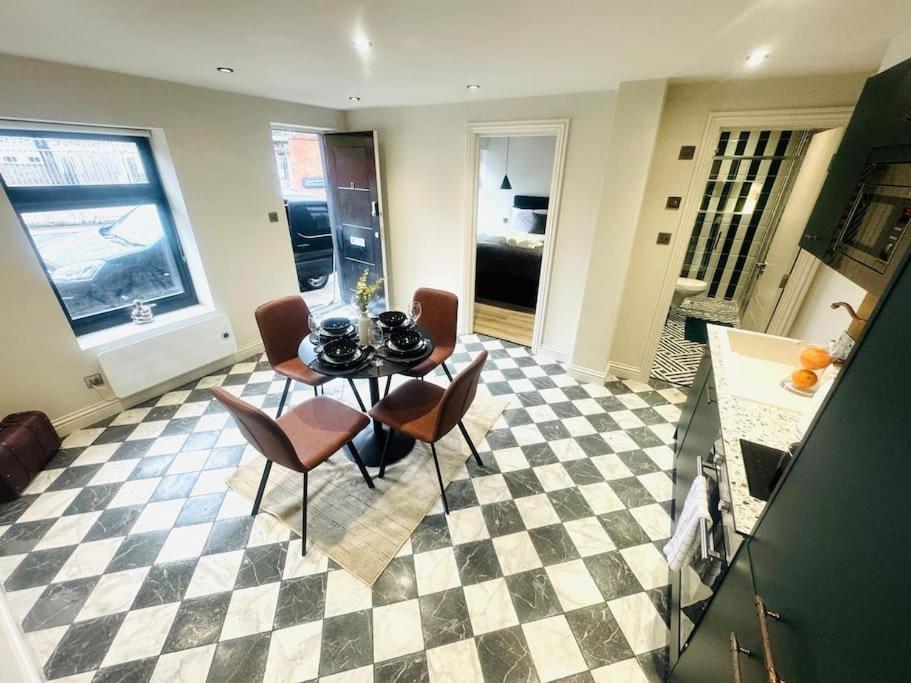 99 Apartment, Trendy Location D * Londres