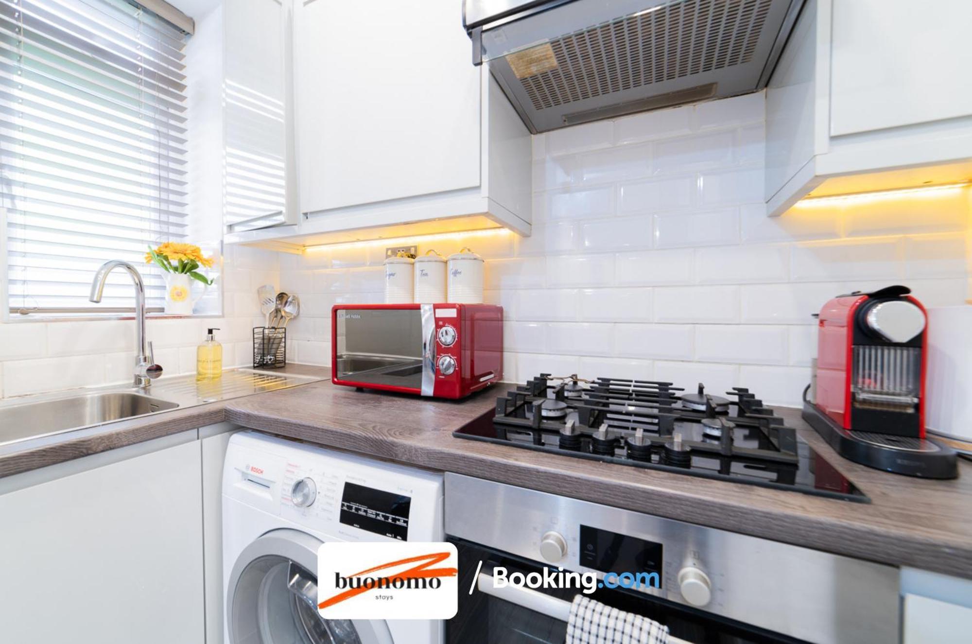 Two Bedroom By Buonomo Short Lets & Serviced In Islington Apartment *