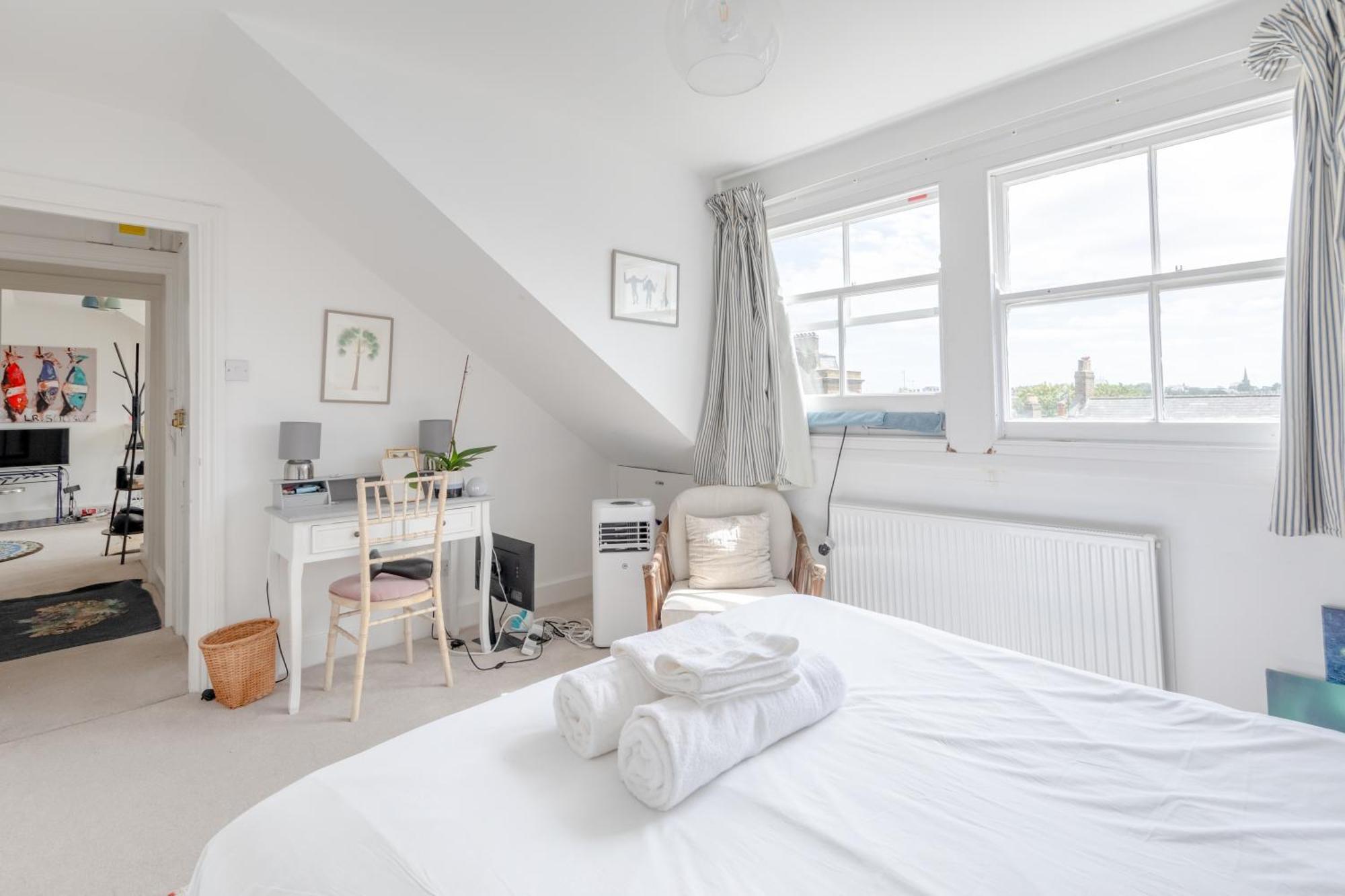 Floor 1bd Flat With Balcony - Ladbroke Grove Appartement