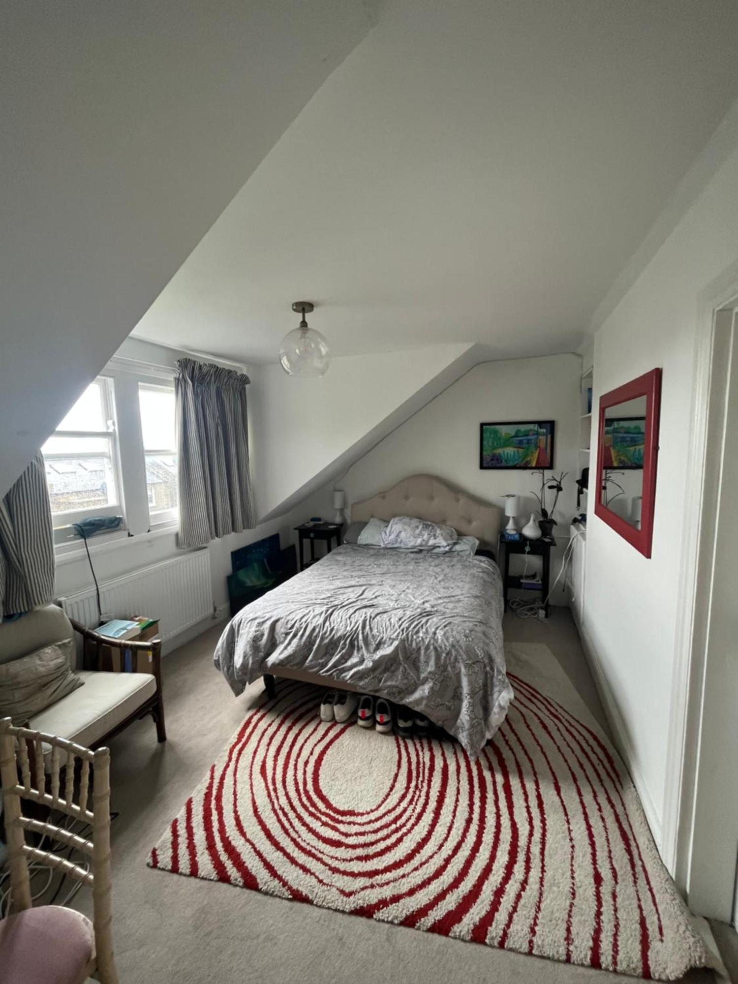 Floor 1bd Flat With Balcony - Ladbroke Grove Londen
