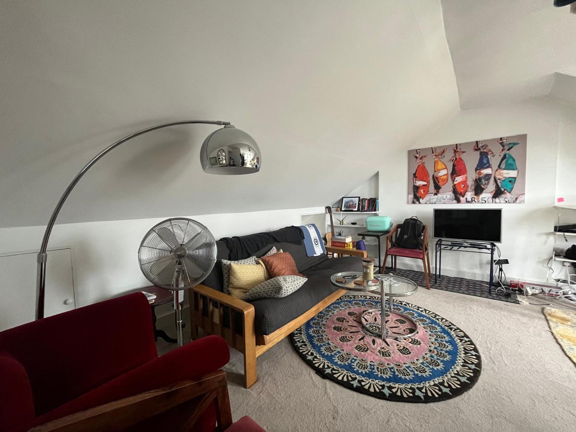 Floor 1bd Flat With Balcony - Ladbroke Grove * Londen
