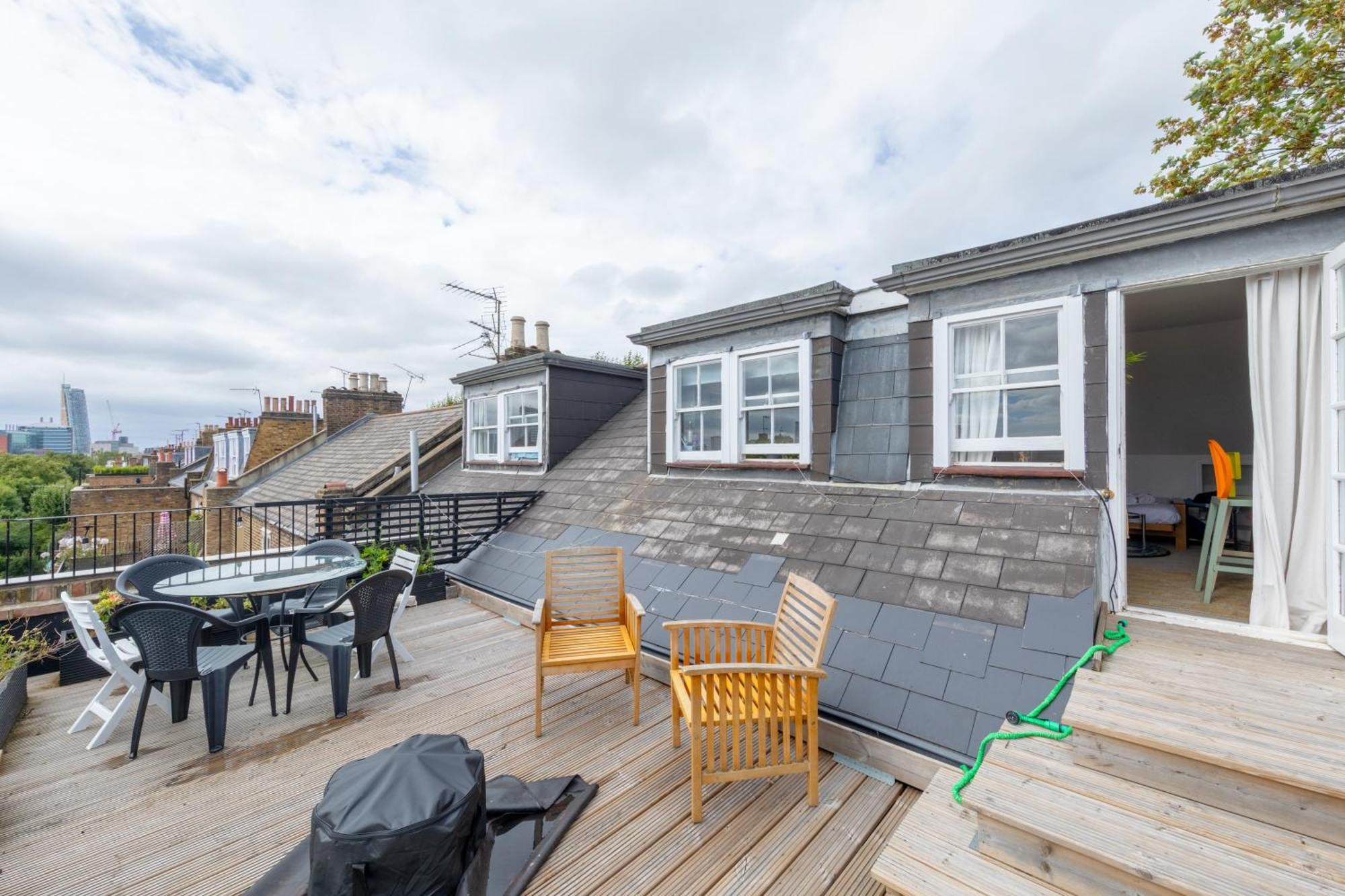 Floor 1bd Flat With Balcony - Ladbroke Grove * Londen