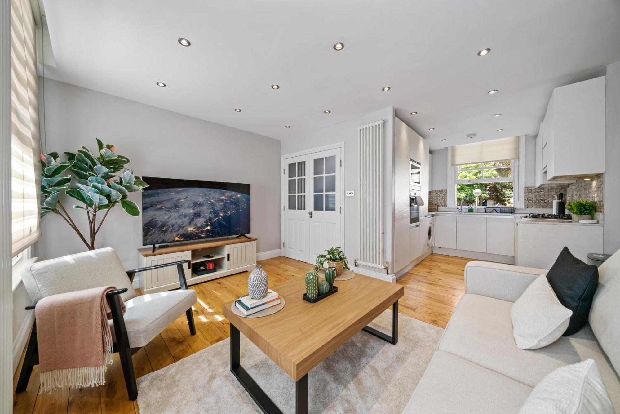 Hidden Gem In Location - Beautiful 2 Bed *