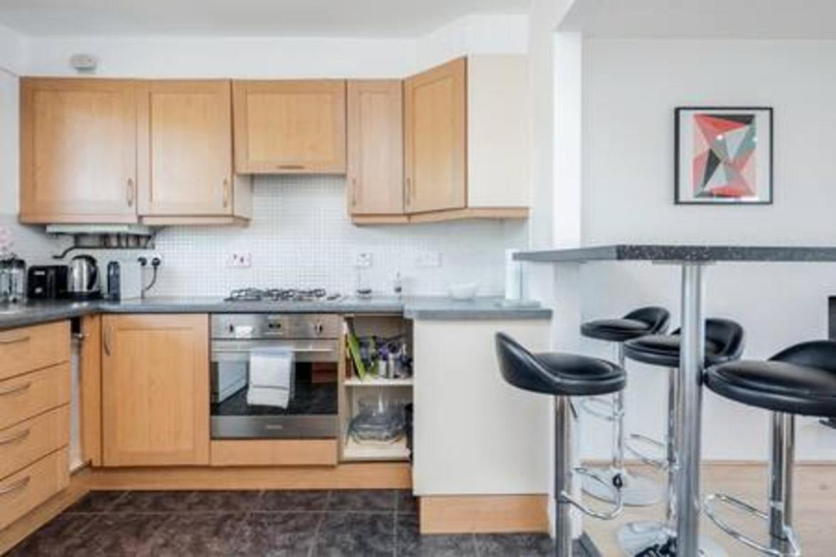 Leilighet Spacious 2bed In Location Holland Park-n Hill *
