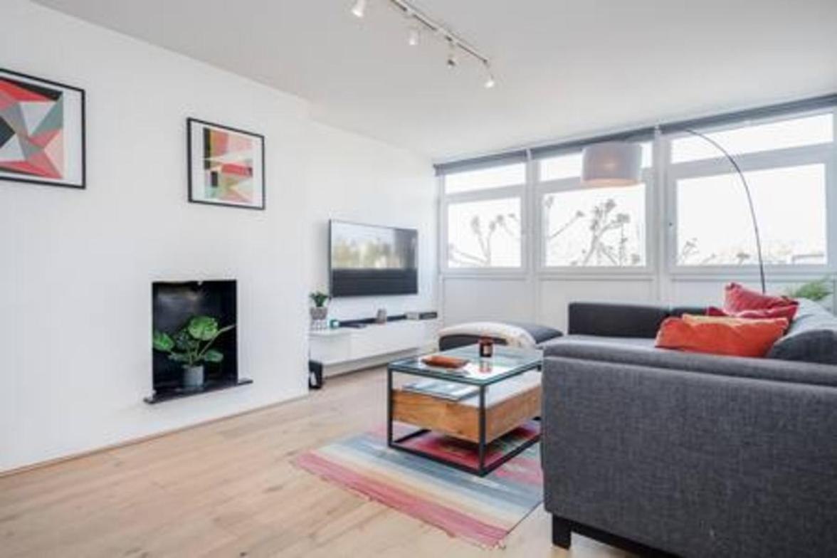 Spacious 2bed In Location Holland Park-n Hill Leilighet *