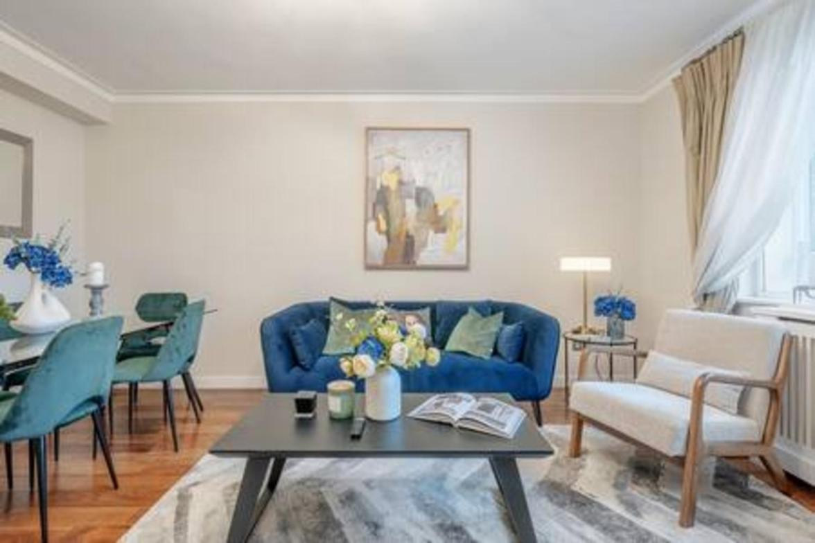 Location - Spacious 2bed In Front Of Hyde Park Lejlighed