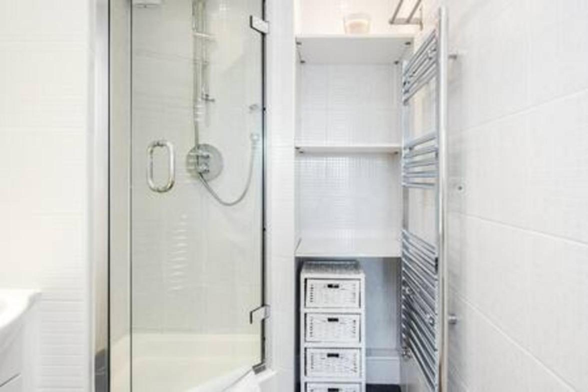 Spacious 2bed In Location Holland Park-n Hill Leilighet London