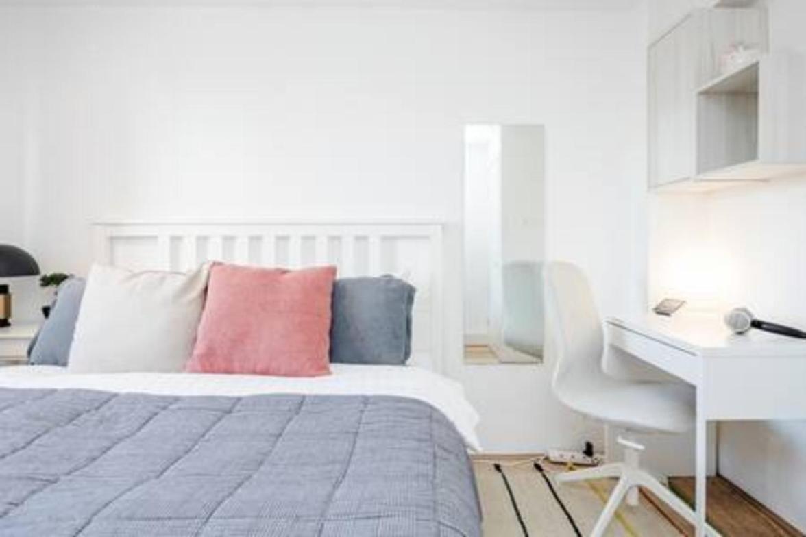 Leilighet Spacious 2bed In Location Holland Park-n Hill London