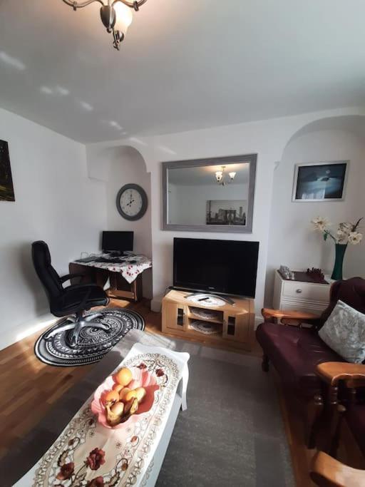 Greenwich Haven, Apartment *