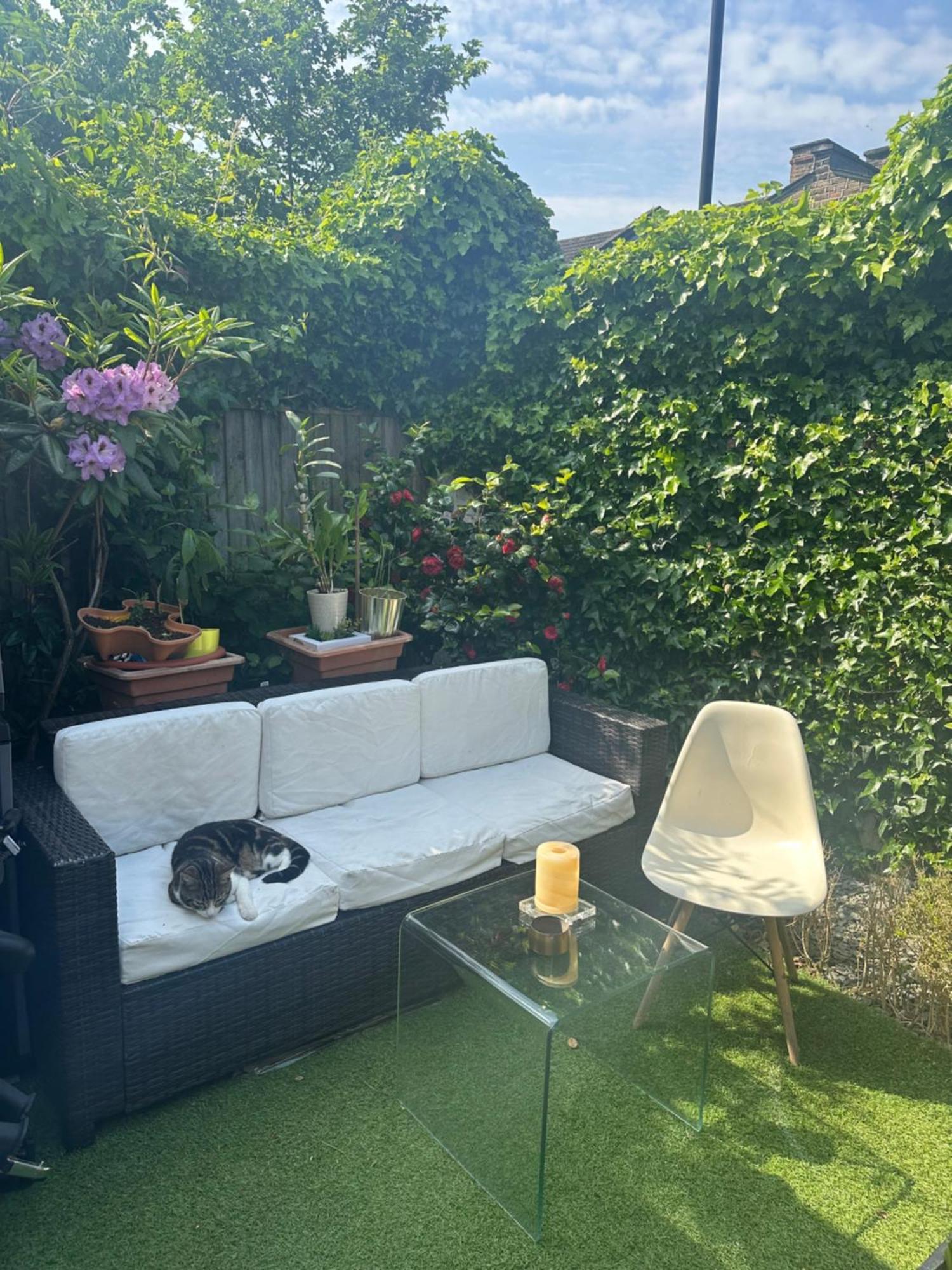 My Sky Secret Garden 1 Bedroom Londen
