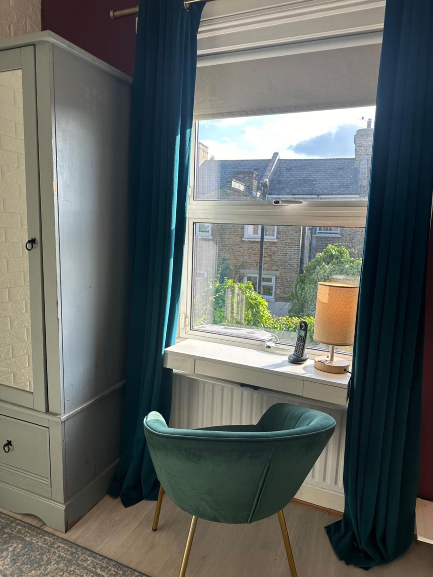 My Sky Secret Garden 1 Bedroom * Londen