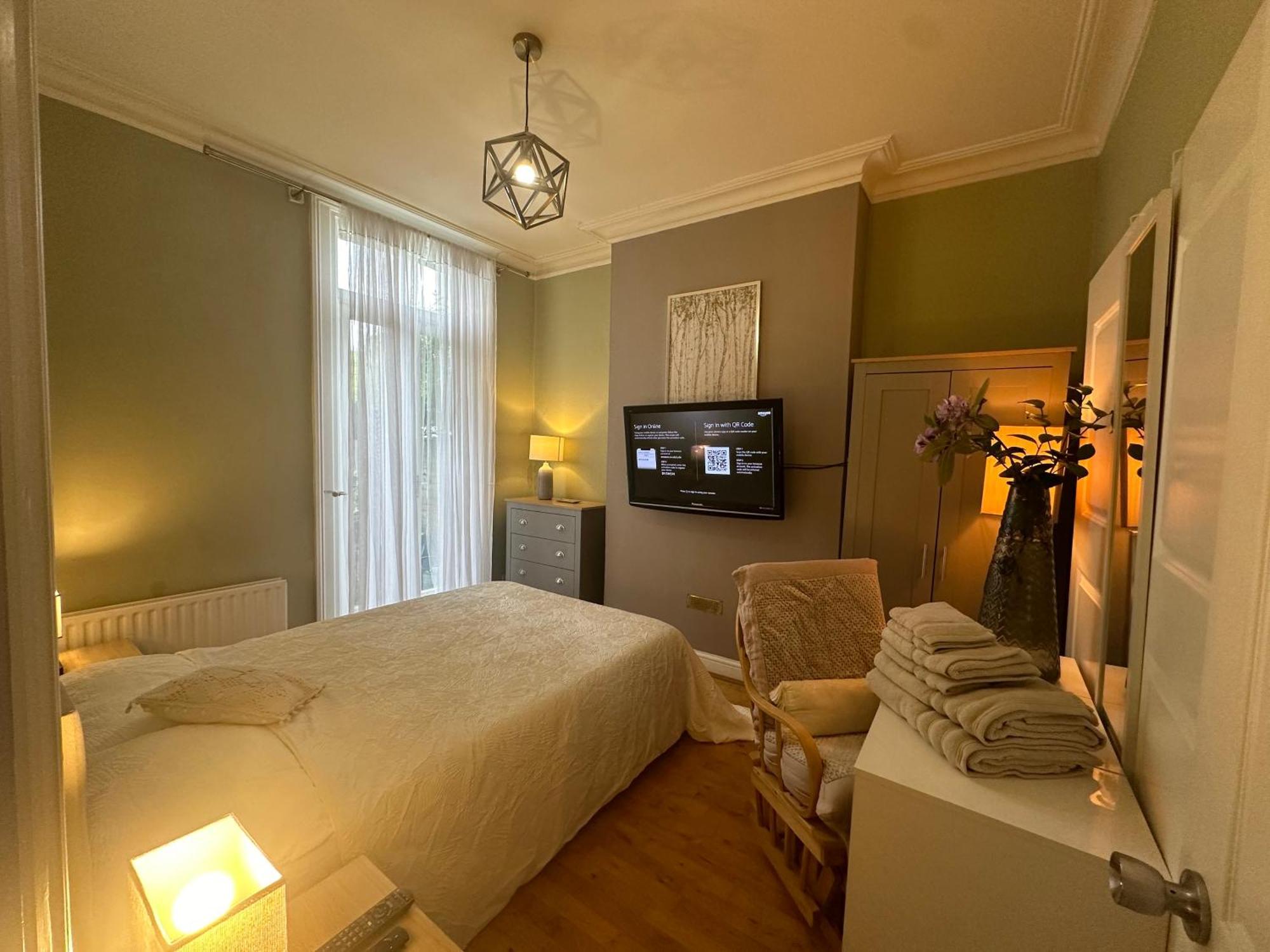 My Sky Secret Garden 1 Bedroom Londen