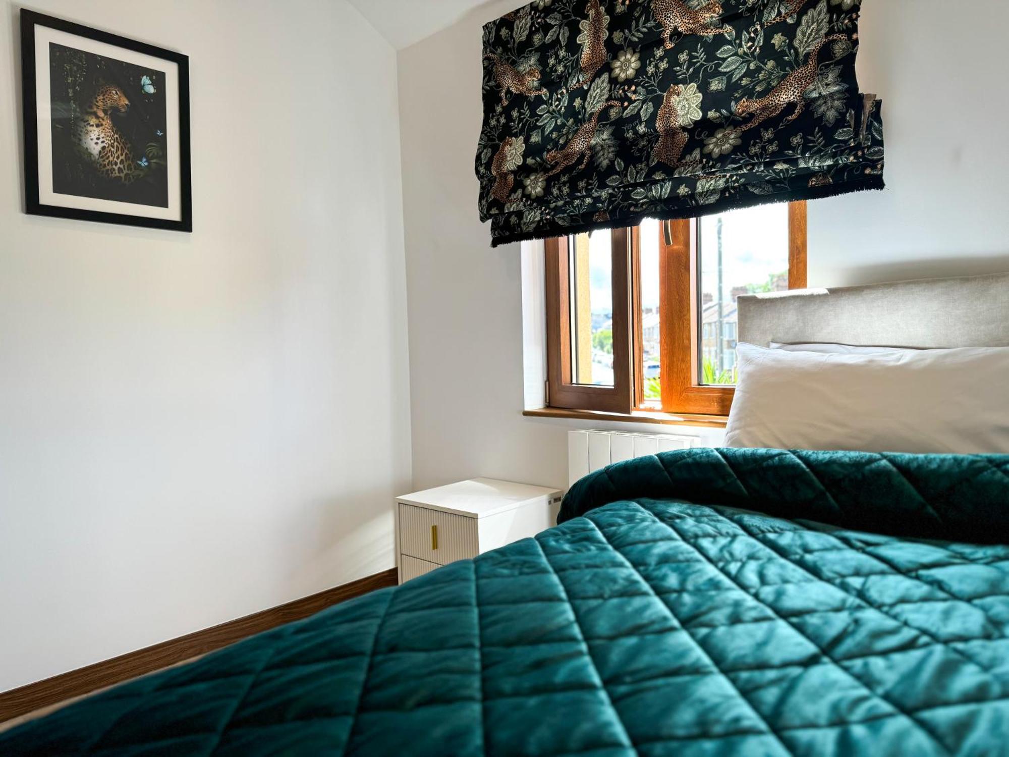 Feriehus Luxurious 3bed House With Bath & Garden London