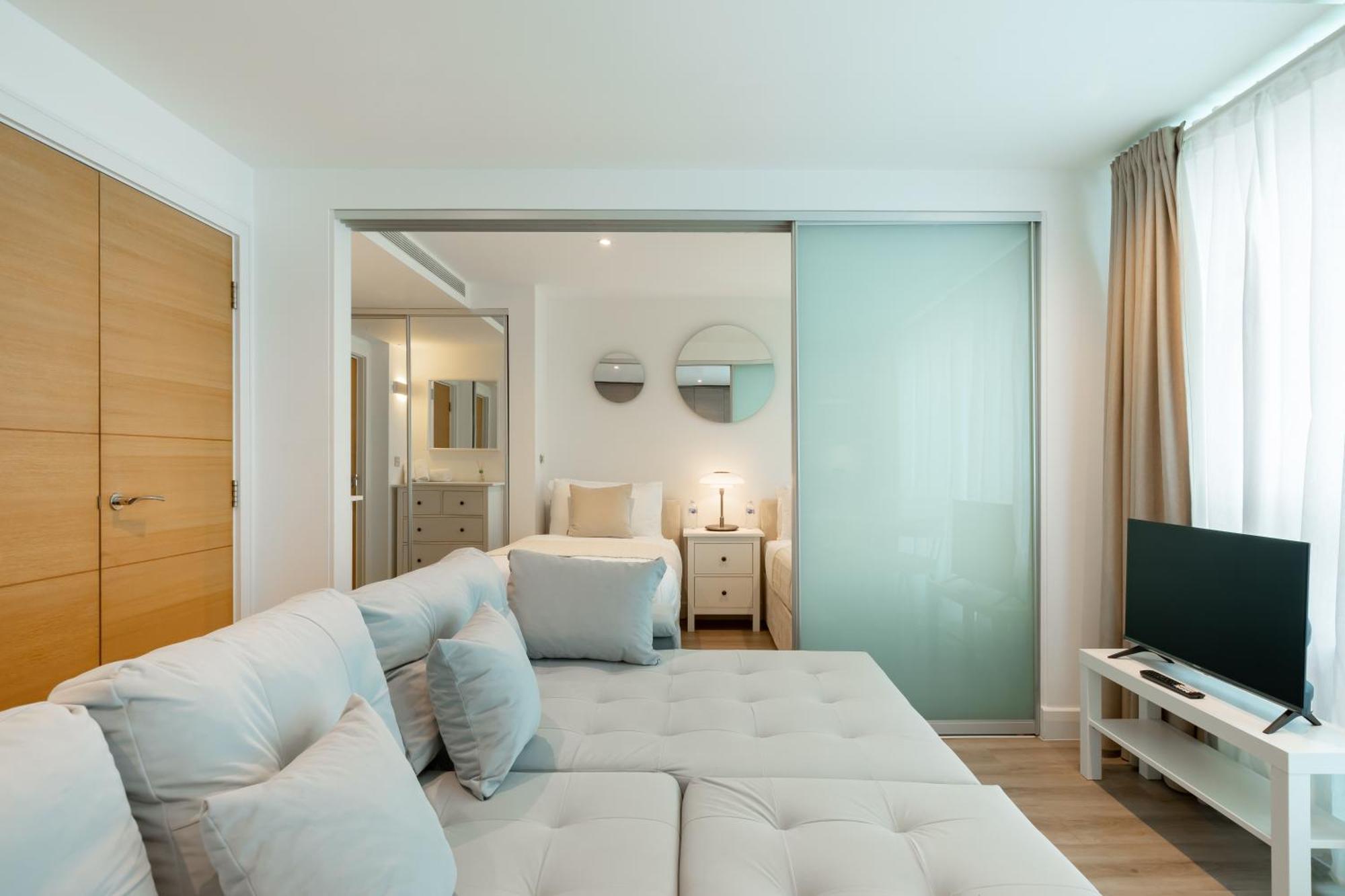 83 Anchor House Apartment