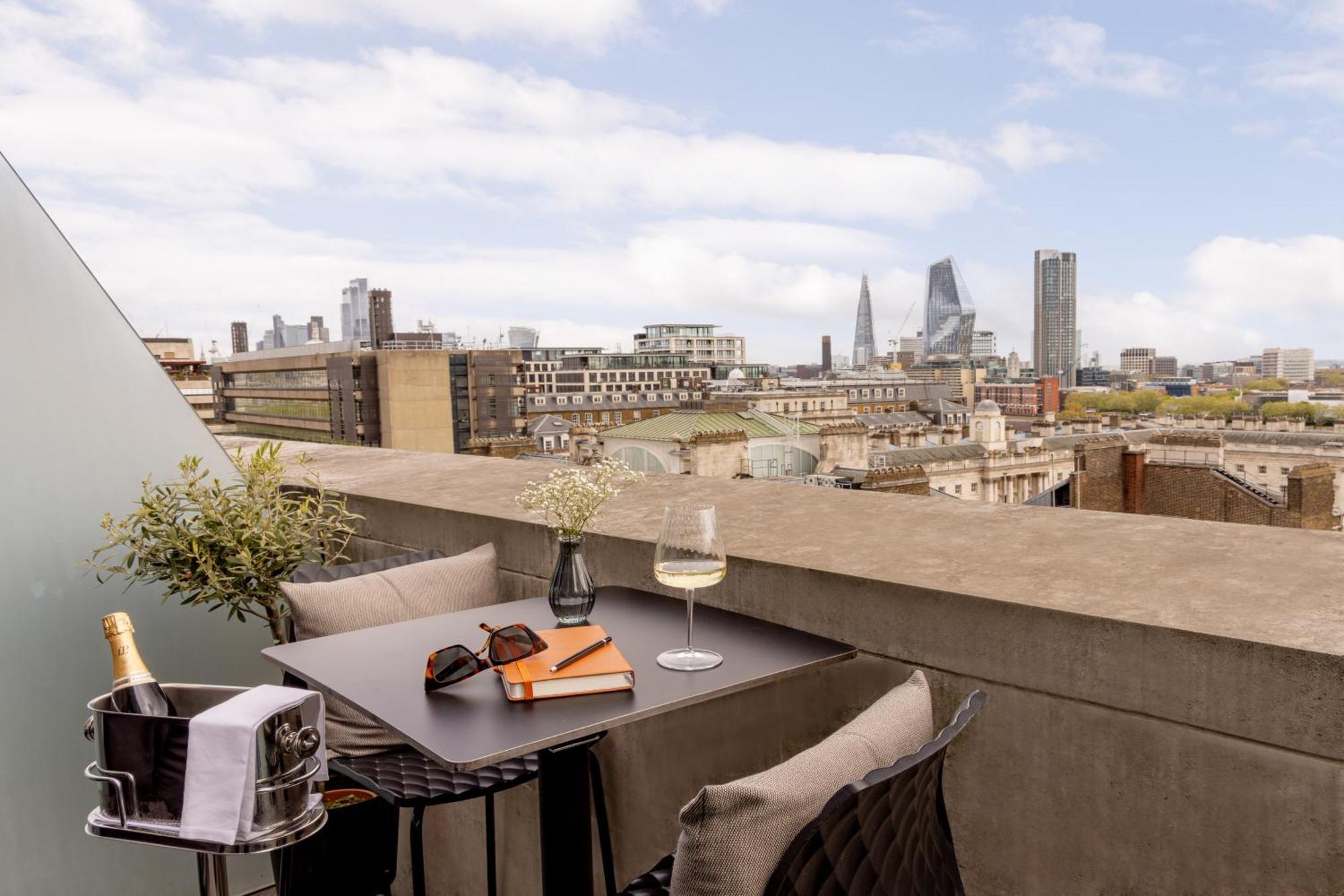 Me By Melia - Covent Garden Hotell 5*