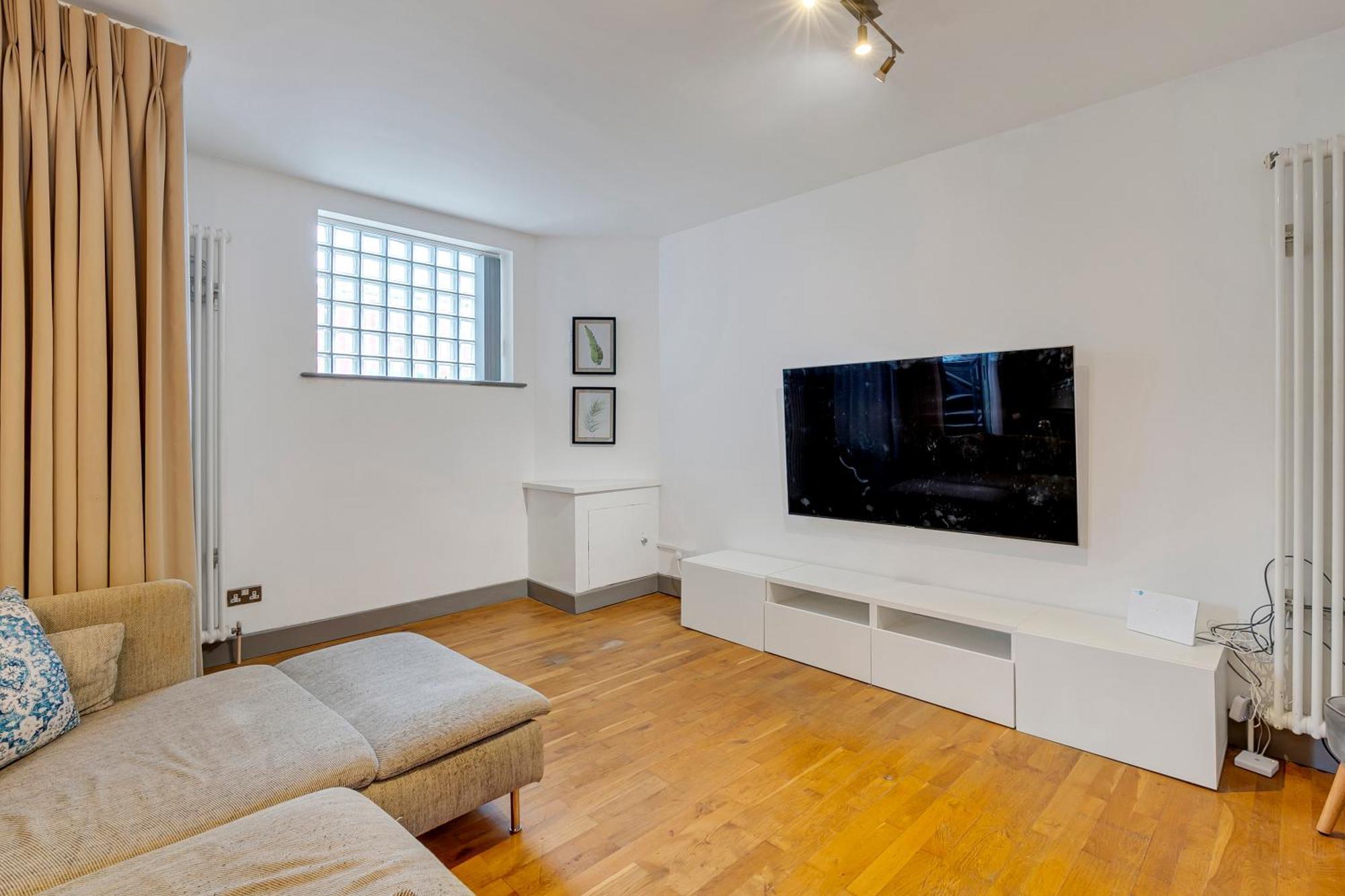 Chic Near Tower Bridge * London