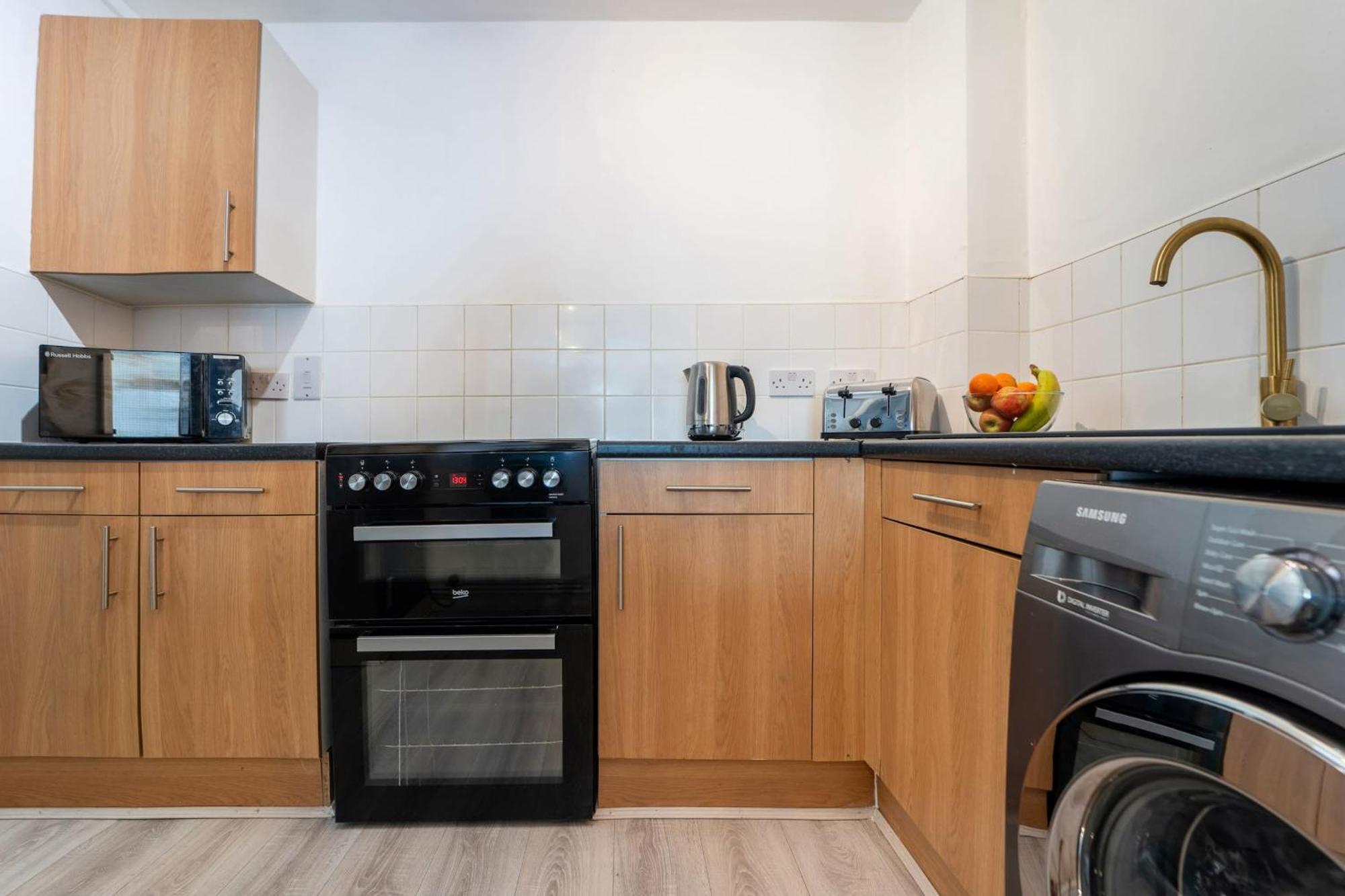 Fitzrovia - 1br With Balcony Near Soho - Cityapartmentstay Londra