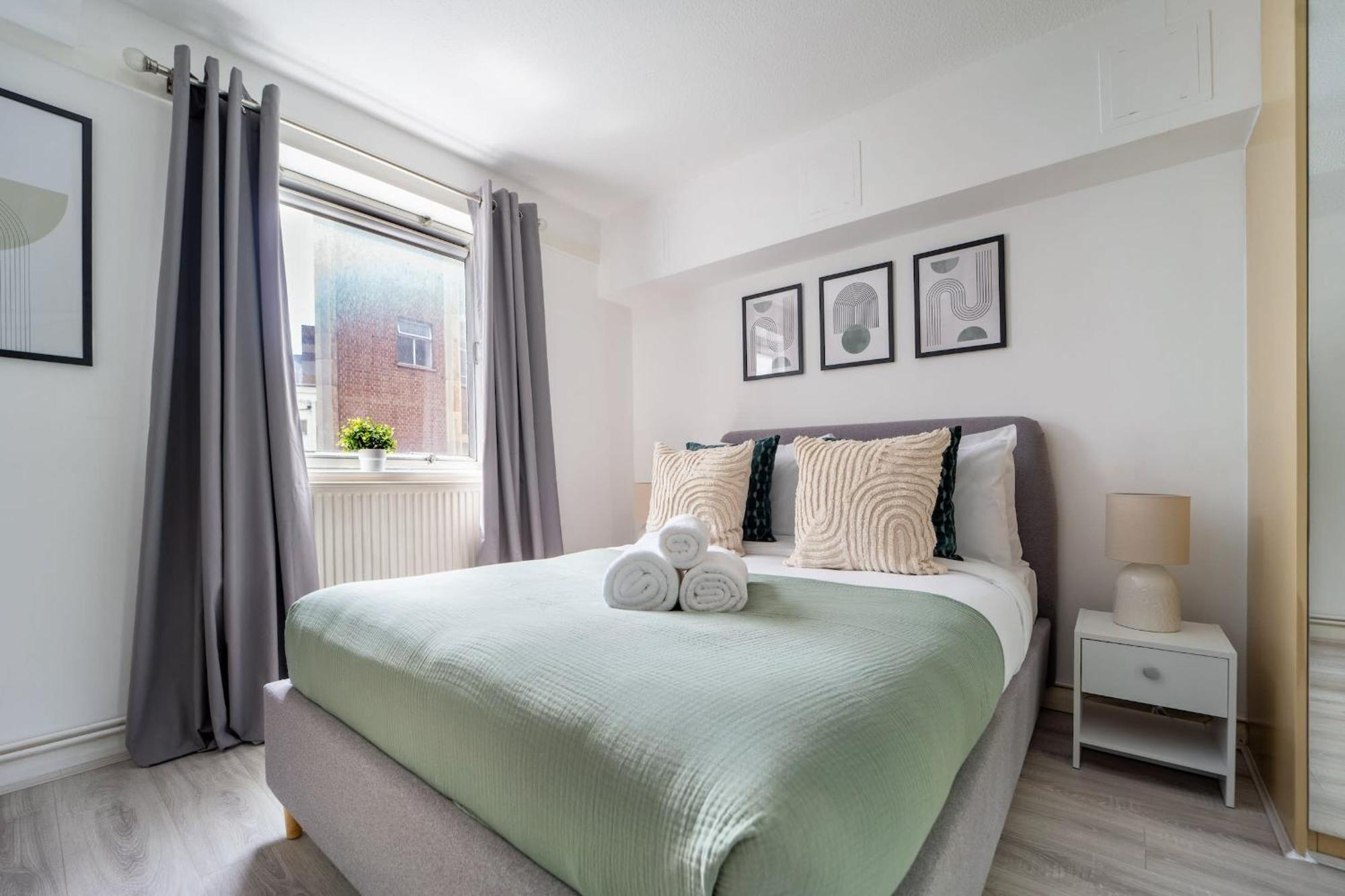 Fitzrovia - 1br With Balcony Near Soho - Cityapartmentstay Londra