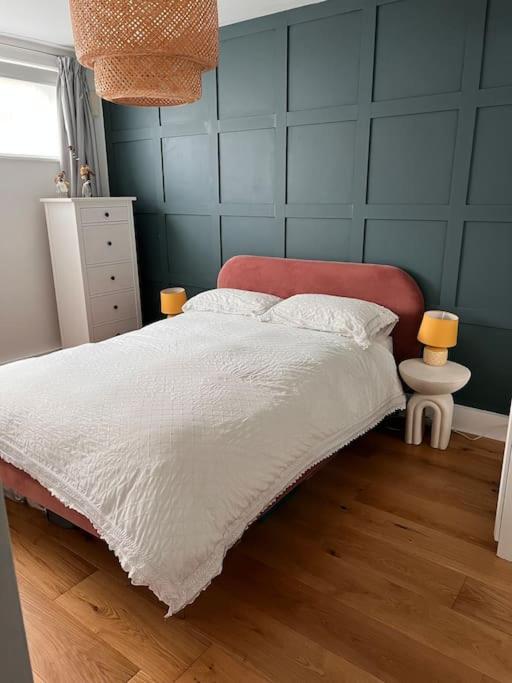 Unique And Stylish 2-bed Maisonette In Islington Lägenhet