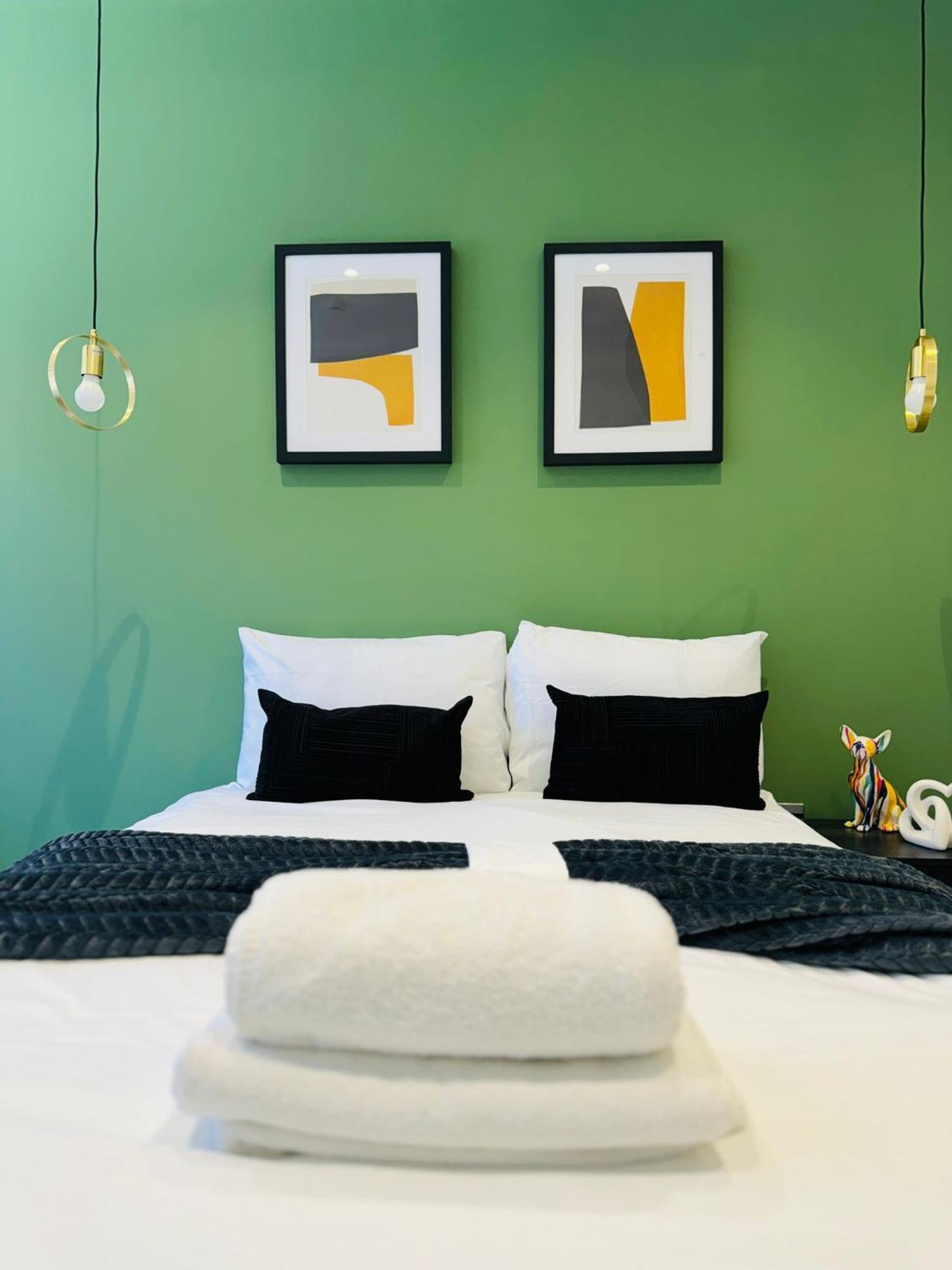 Luxury Flats, Ideal For Tourists * Londen