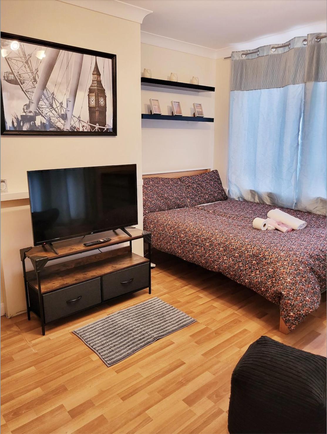 Lägenhet Huge And Affordable 3 Bedroom Flat In Hammersmith For 7 People With Welcome Breakfast *