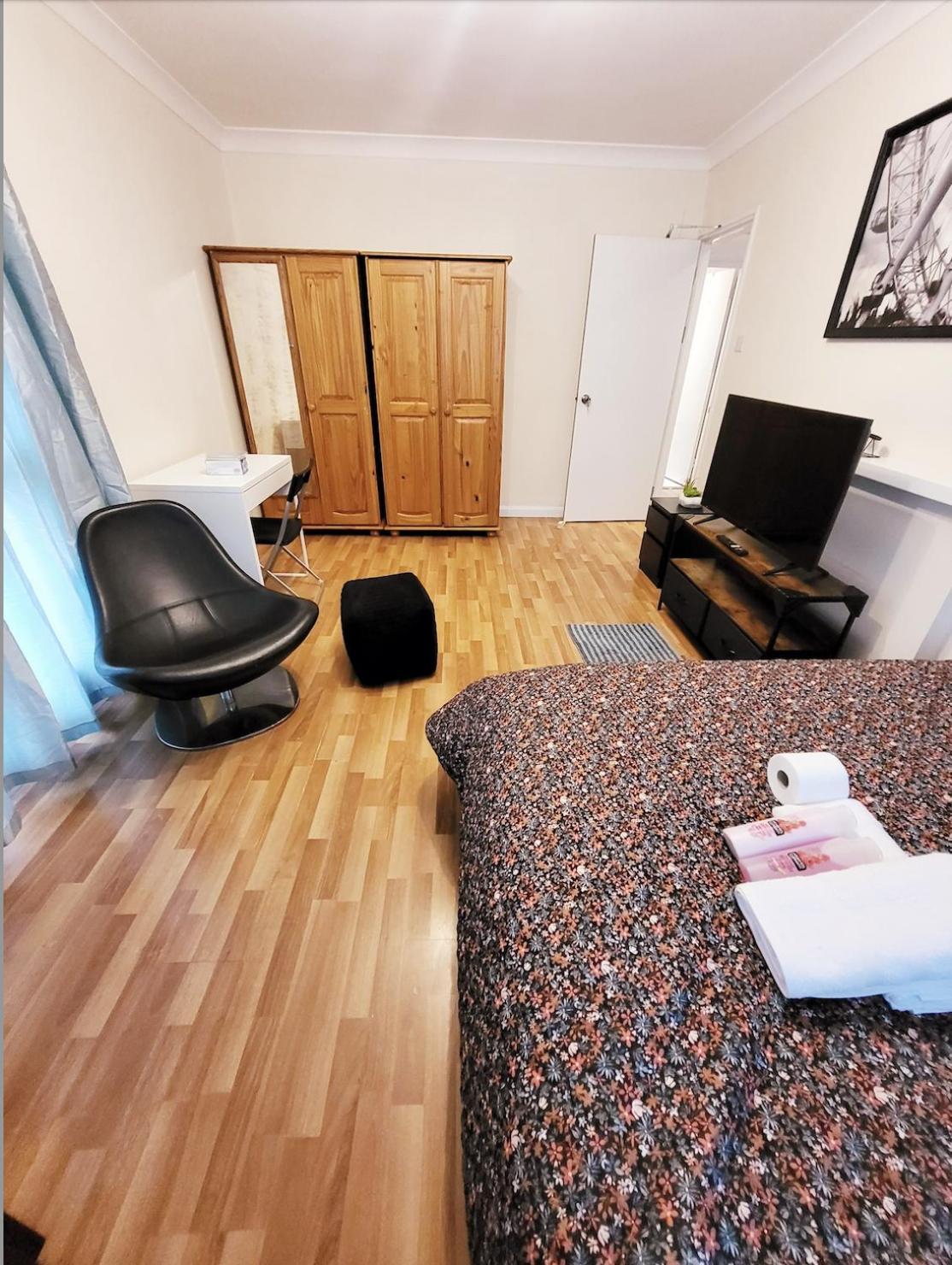 Lägenhet Huge And Affordable 3 Bedroom Flat In Hammersmith For 7 People With Welcome Breakfast London