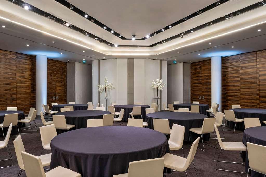 Me By Melia - Covent Garden Hotell 5*