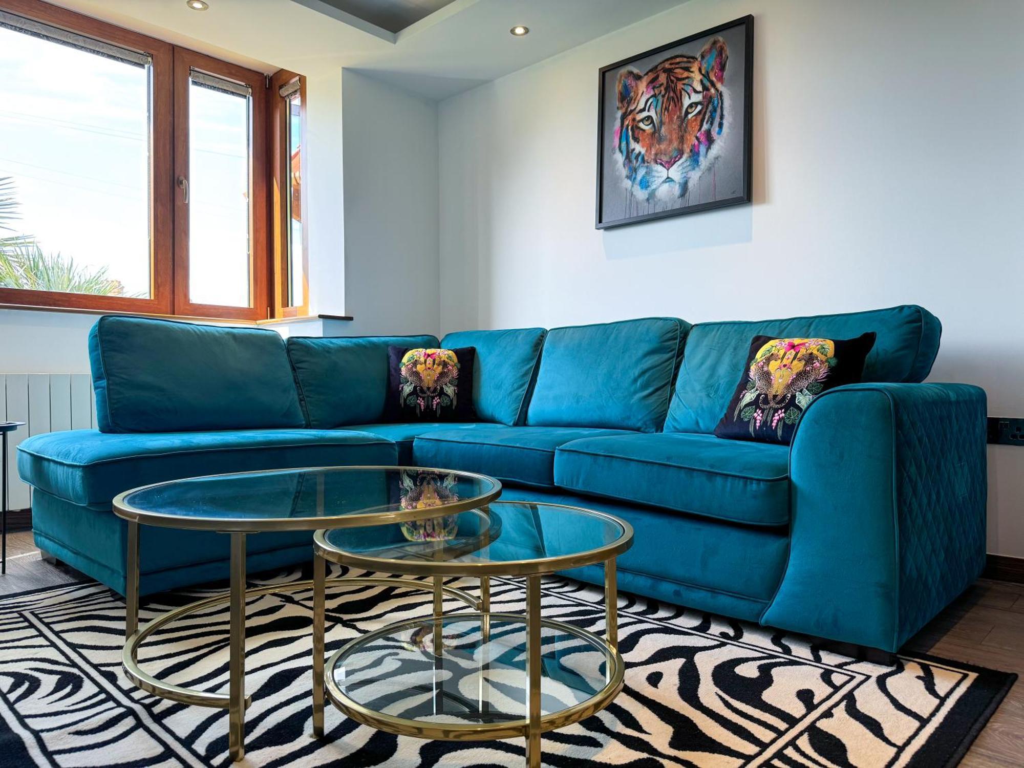 Feriehus Luxurious 3bed House With Bath & Garden *
