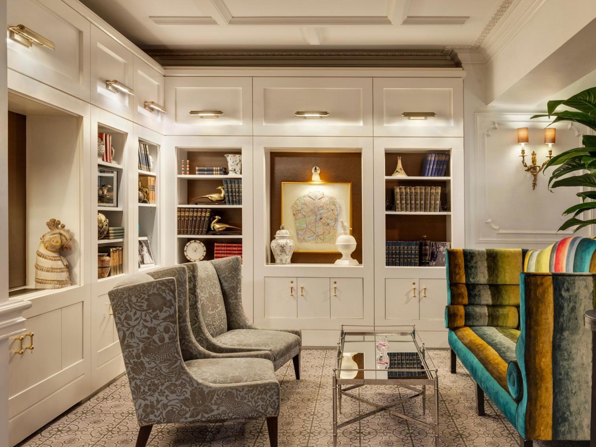 St. Ermin's Hotel, Autograph Collection Hotel 4*