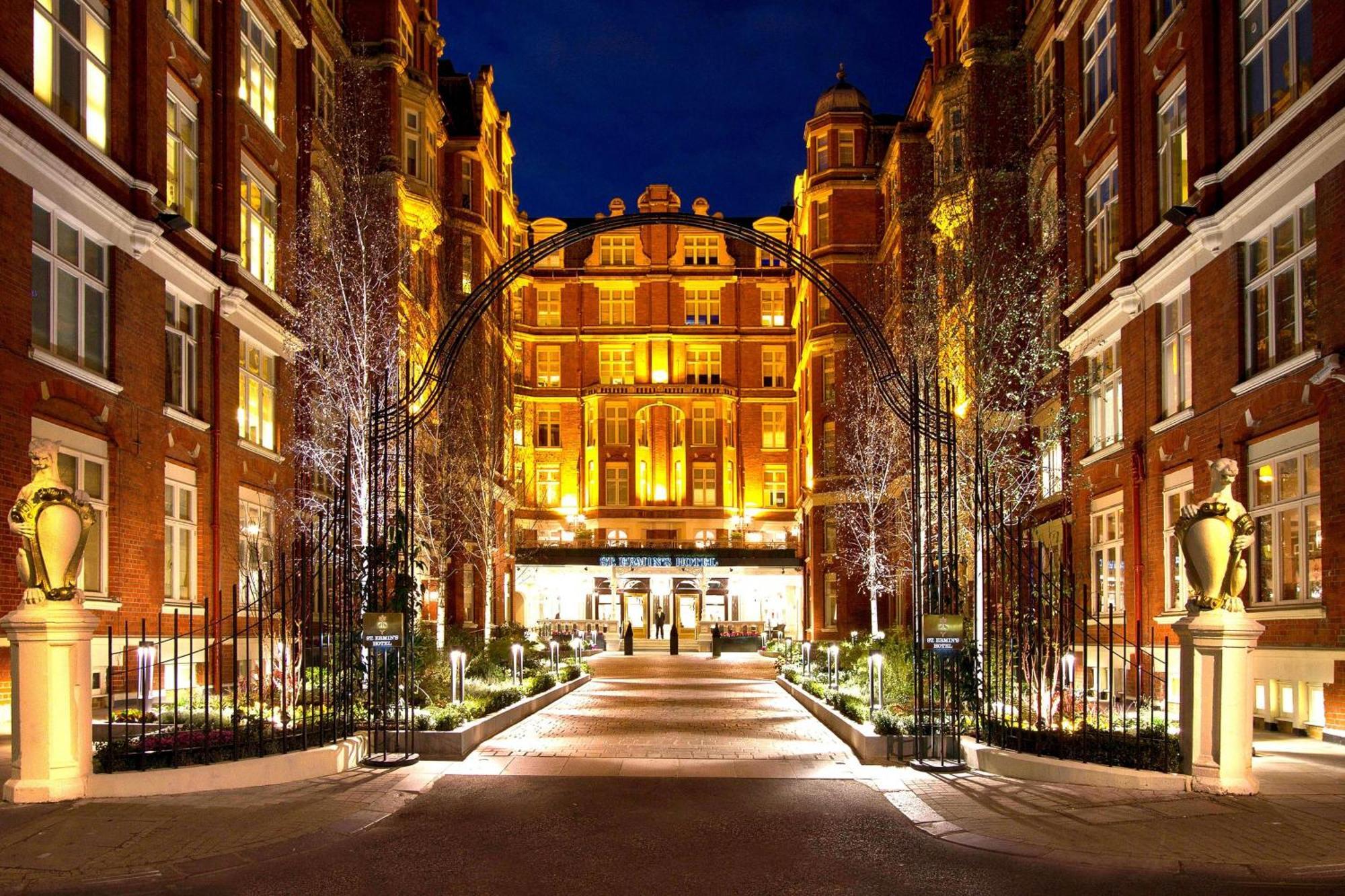 St. Ermin's Hotel, Autograph Collection 4* London
