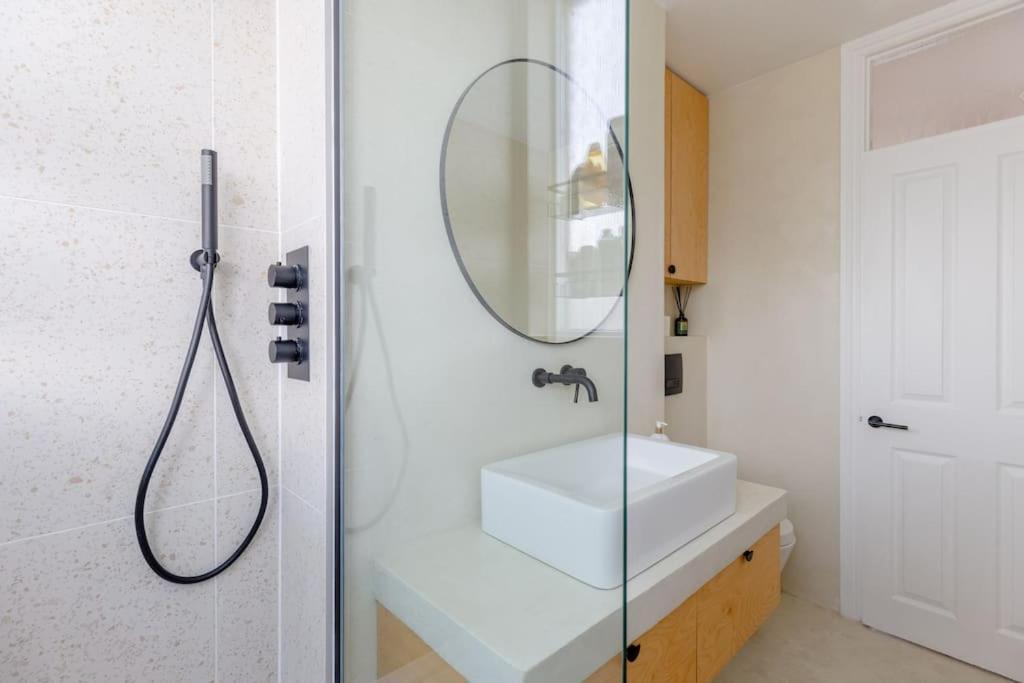 Lägenhet Unique 3bd Flat In Hoxton With Private Garden