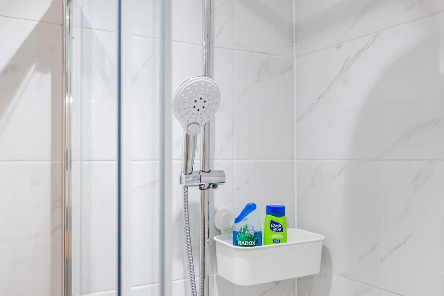 2 Bedroom Charming & Magnificent Flat Apartment