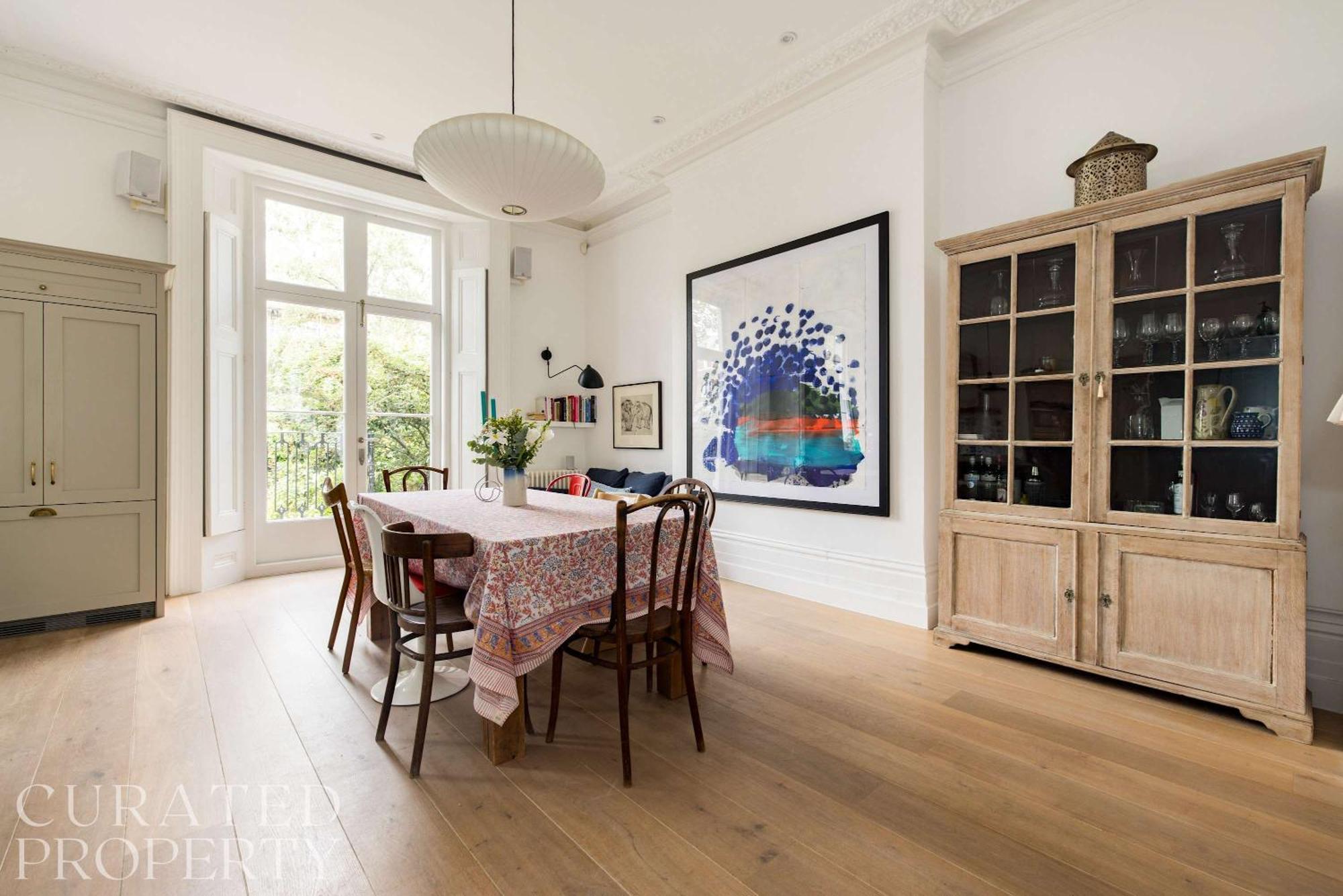 Elegant Primrose Hill Townhouse With Garden London