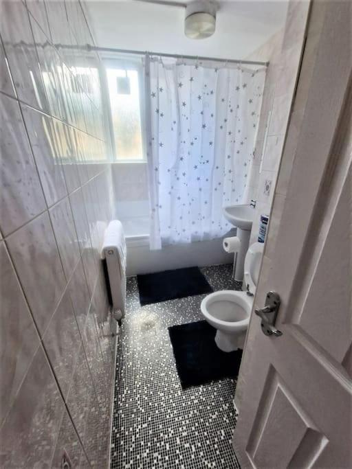 Zone 1, 3bedroom With A Garden Lejlighed London