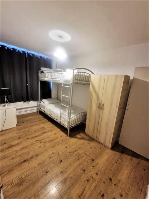 Lejlighed Zone 1, 3bedroom With A Garden *
