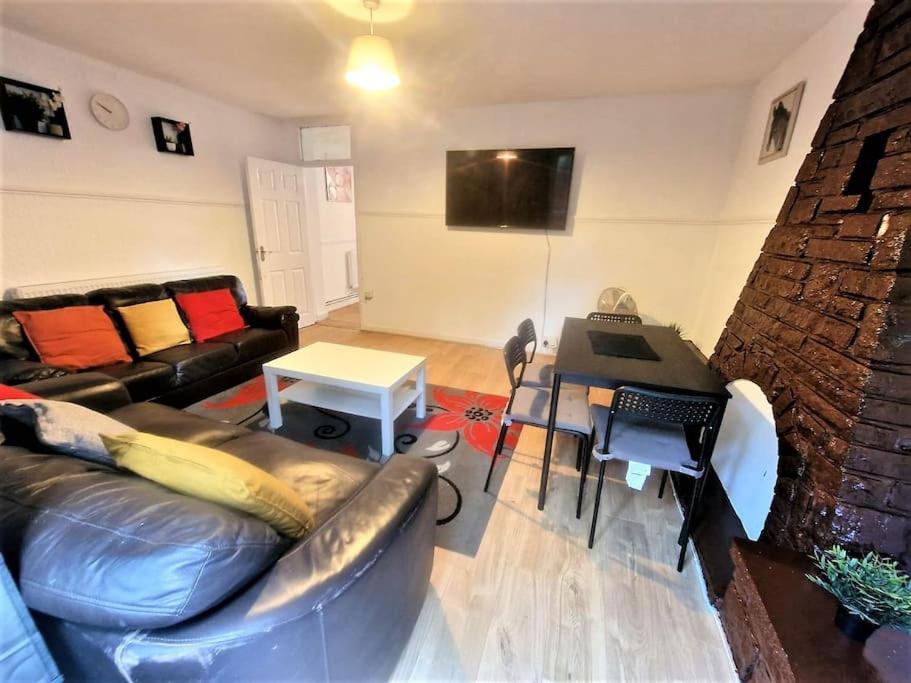 Lejlighed Zone 1, 3bedroom With A Garden *