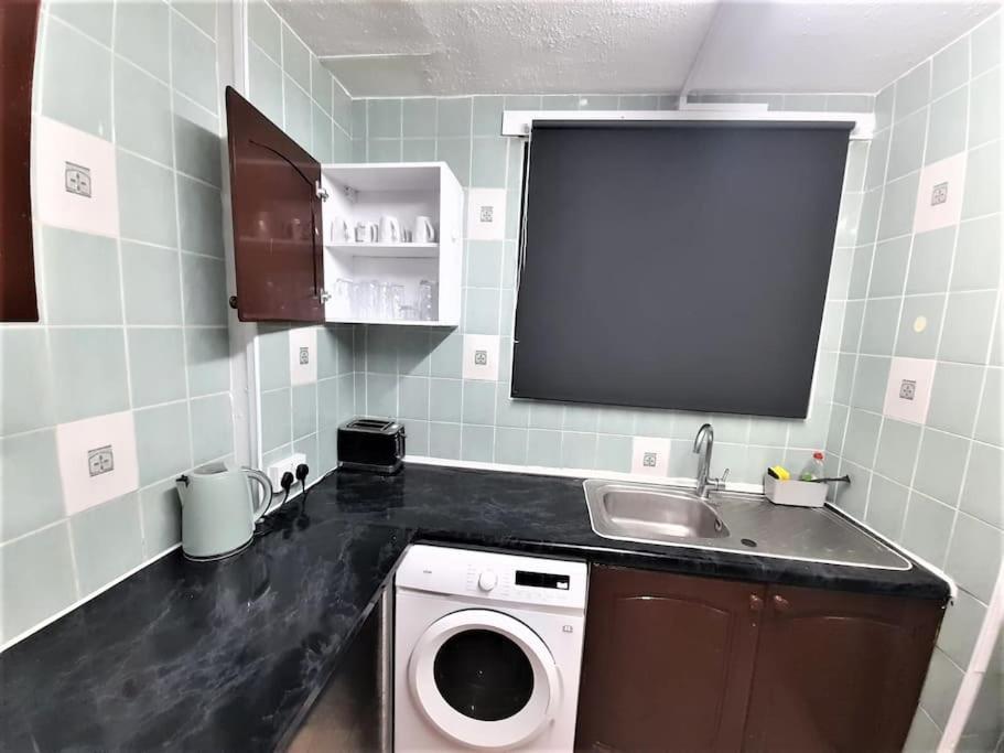 Zone 1, 3bedroom With A Garden Lejlighed