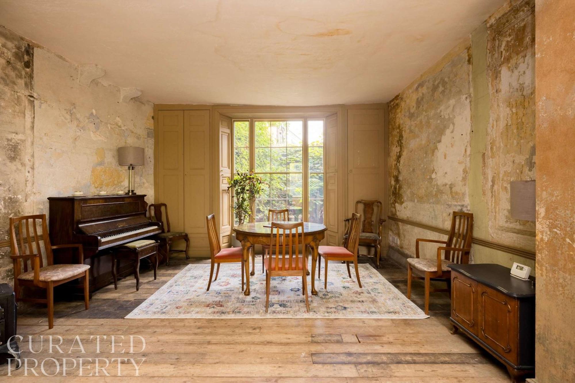 Extraordinary Grade Ii-listed Early Georgian * London