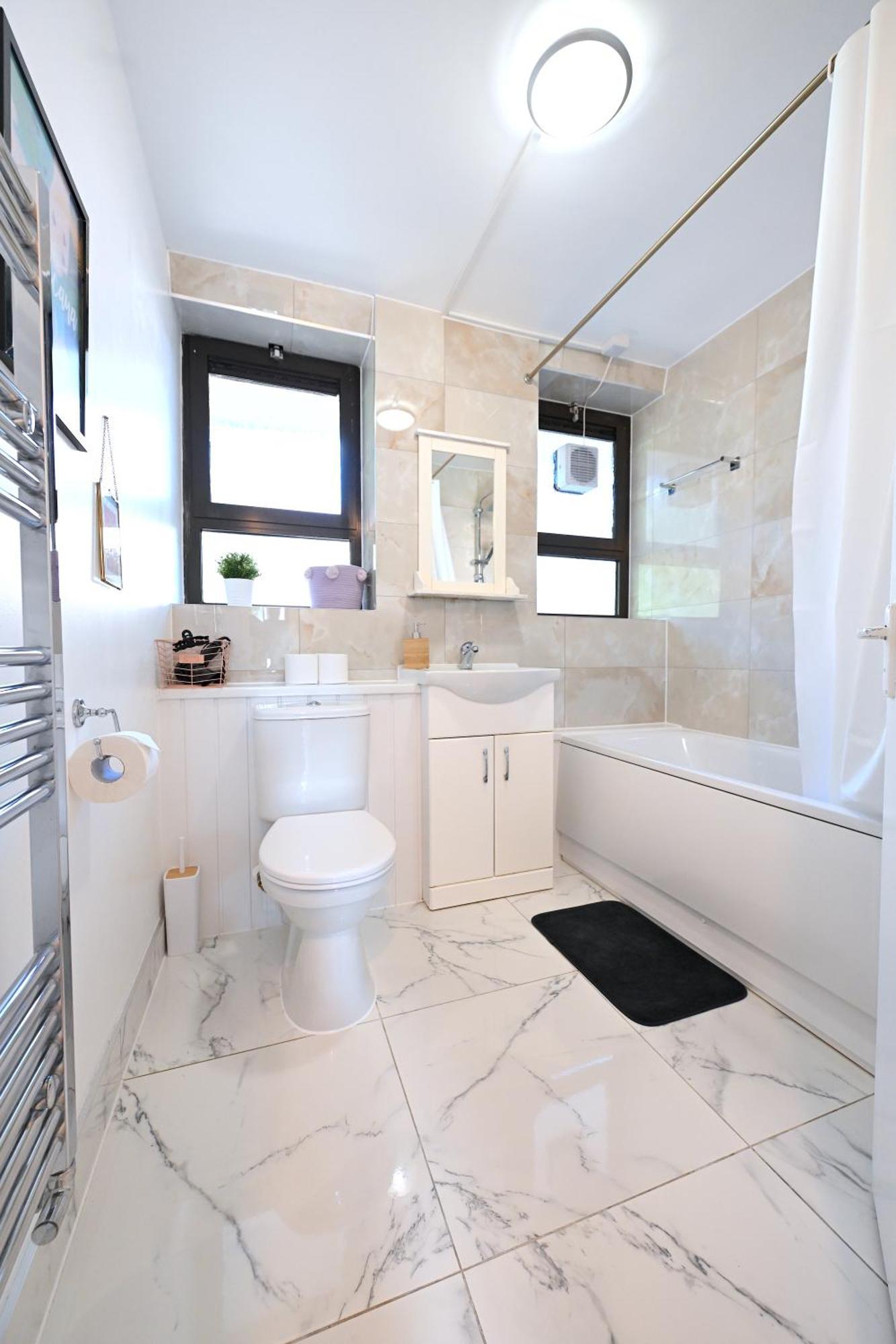 2 Bedroom Flat In - Old St - Zone 1 * Londen